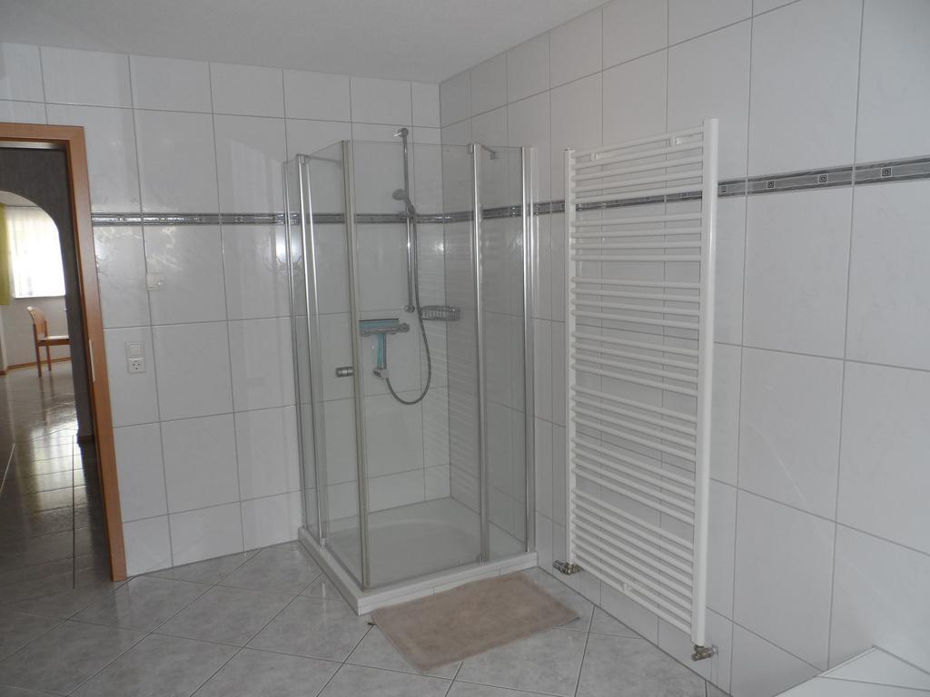 Ferienwohnung Strak Еттенгайм Номер фото