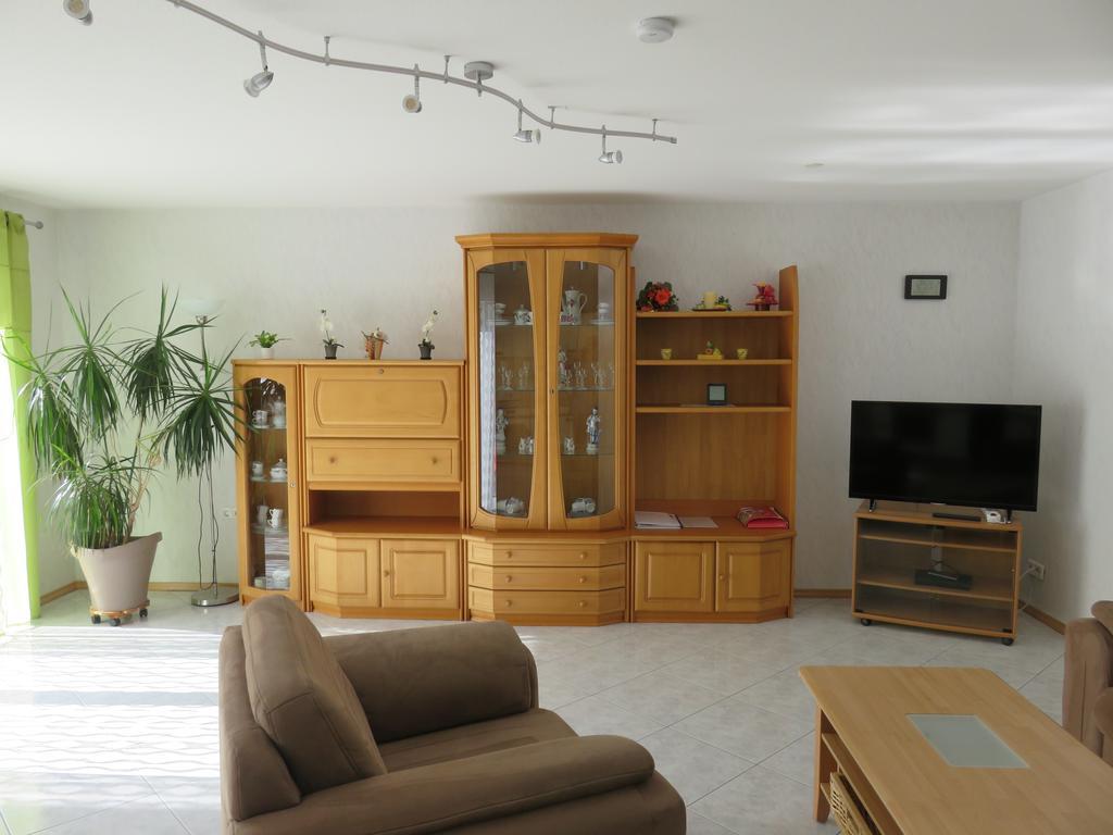 Ferienwohnung Strak Еттенгайм Екстер'єр фото